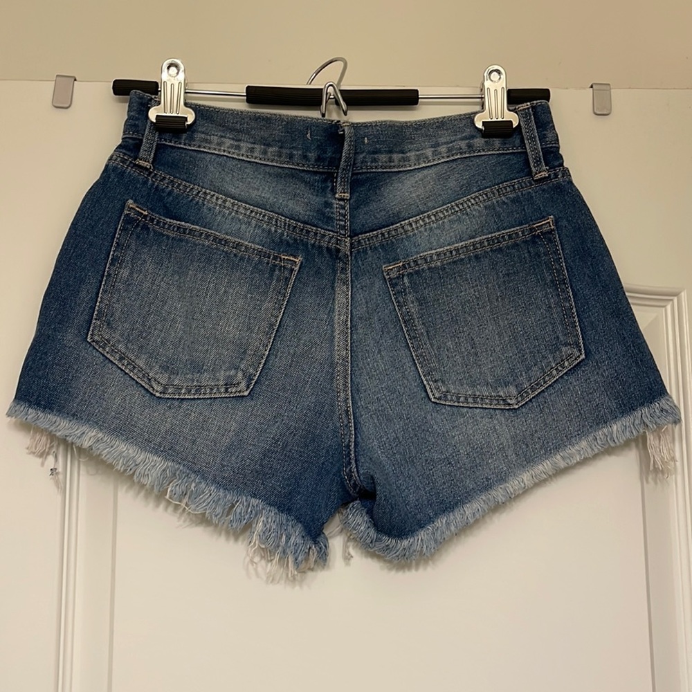 deja vu jean shorts
